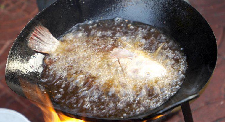Quelle température est la meilleure pour faire frire le poisson?