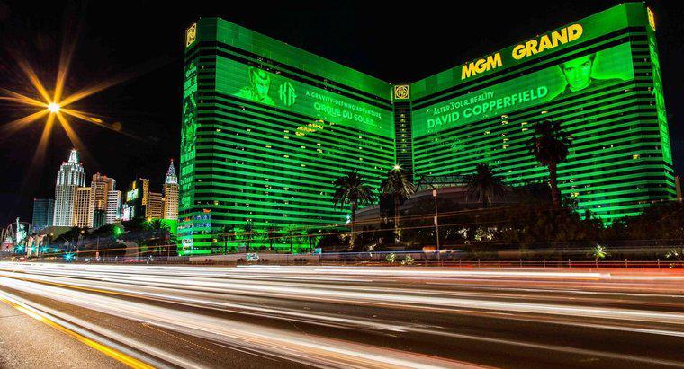 Combien coûte la facture mensuelle d'électricité du MGM Grand à Las Vegas ?