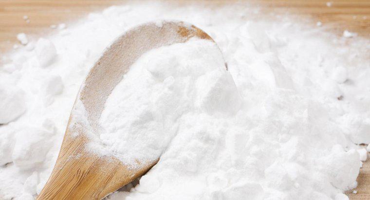 Le bicarbonate de soude peut-il remplacer la levure chimique dans les recettes ?