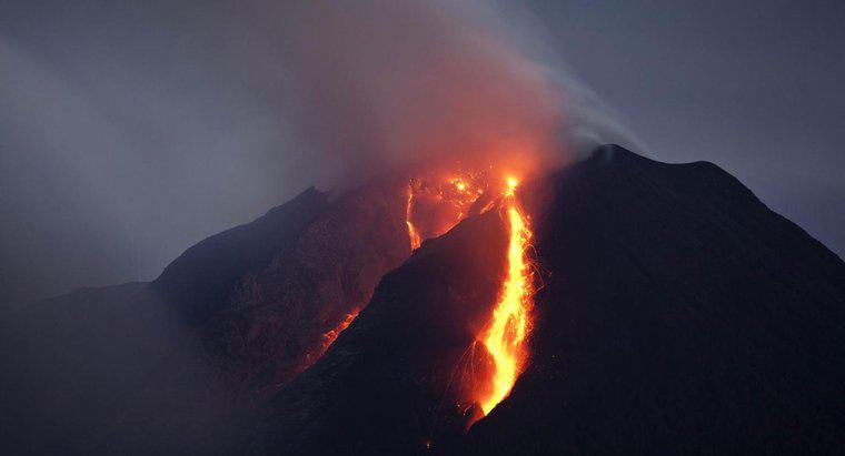 Comment les volcans affectent-ils la lithosphère ?