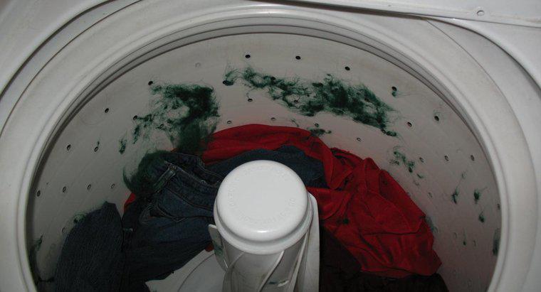 Comment localiser le filtre à peluches dans une machine à laver ?