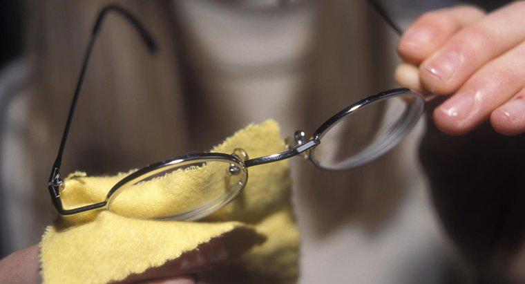 Comment réparer les lunettes rayées ?