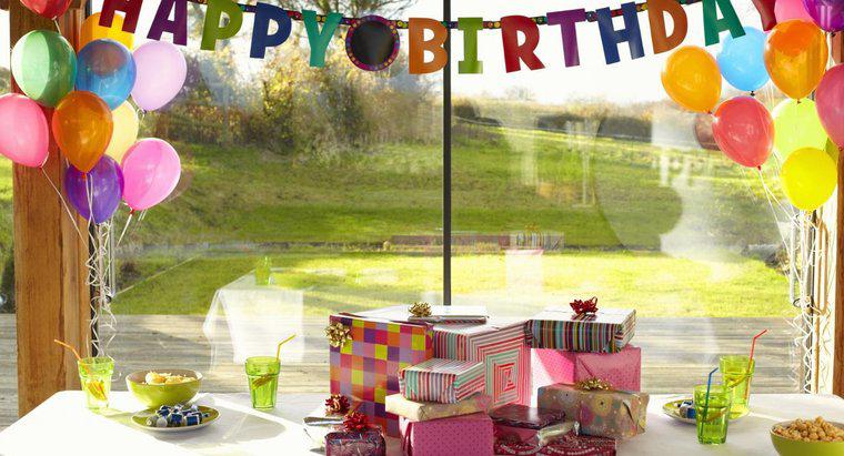 Quelles sont les bonnes idées de cadeaux de premier anniversaire ?