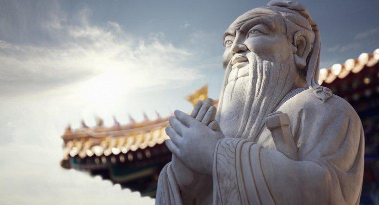 Pour quelle réalisation Confucius est-il le plus connu ?