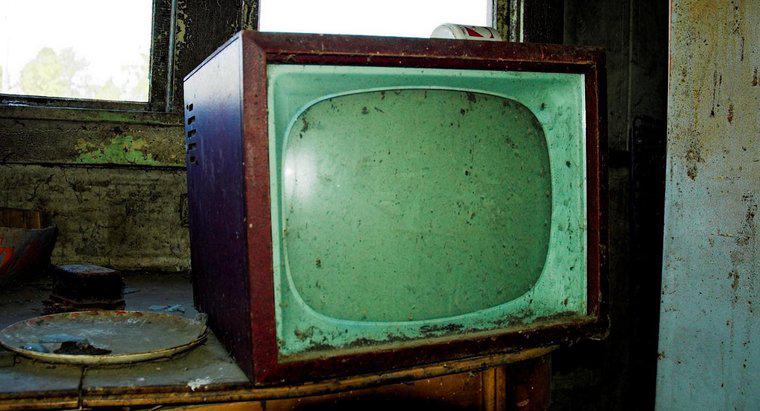 En quelle année la télévision a-t-elle été inventée ?