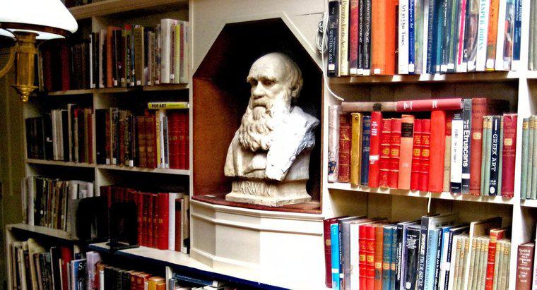 Qu'est-ce qu'une liste des réalisations de Charles Darwin ?
