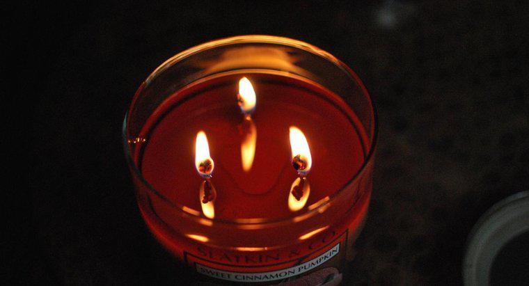 Les bougies parfumées ou non parfumées brûlent-elles plus longtemps ?