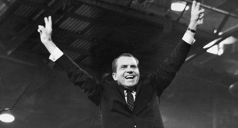 Pourquoi Richard Nixon a-t-il été appelé « Tricky Dick » ?