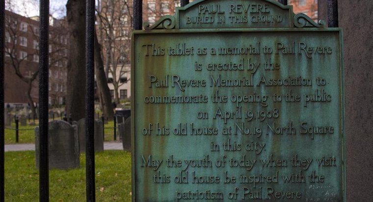 Quelles ont été les réalisations de Paul Revere ?