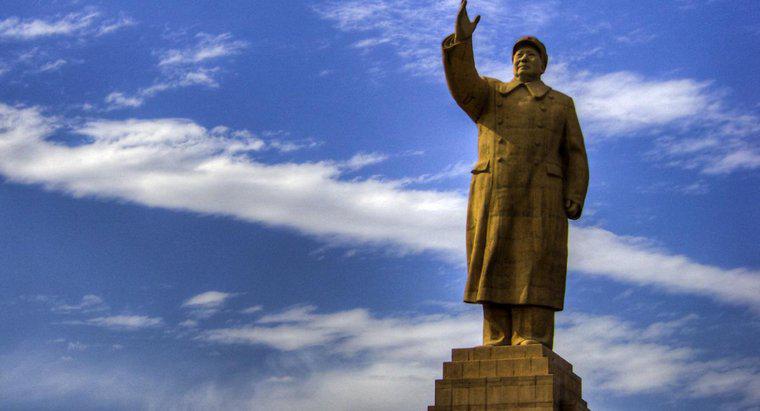 Quelles sont les réalisations de Mao Zedong ?