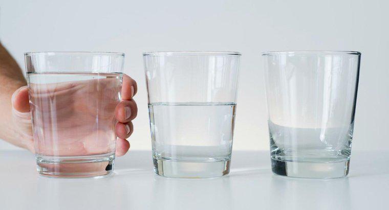 La déshydratation peut-elle contribuer à la rétention d'eau du corps ?