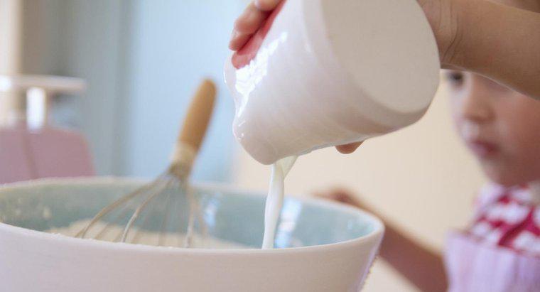 Puis-je remplacer le lait évaporé par du lait entier ?