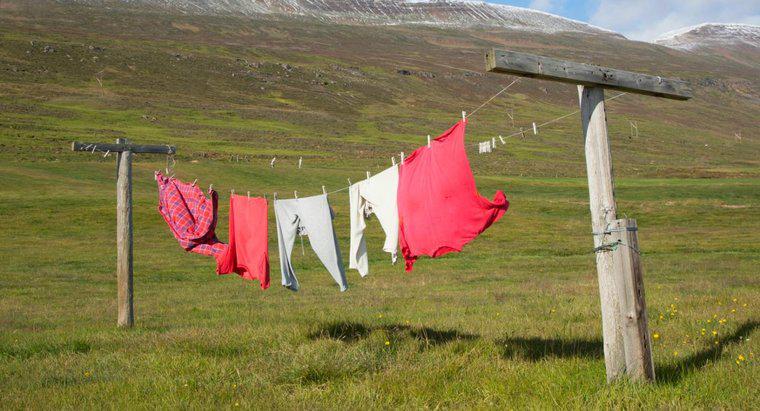 Comment serrer une corde à linge ?