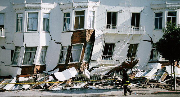 Comment les tremblements de terre causent-ils des dommages ?