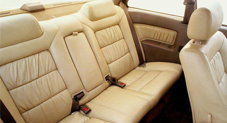 Comment faire sortir l'encre d'un siège auto en cuir ?