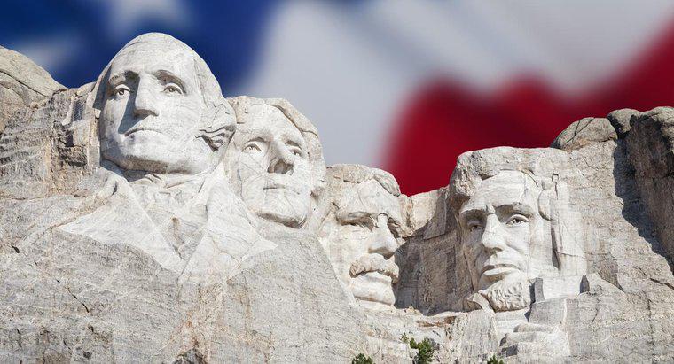 Qui étaient certains des présidents les plus notables des États-Unis?