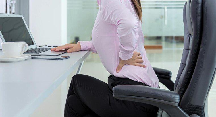 Qu'est-ce qui peut causer des douleurs au bas du dos chez les femmes?