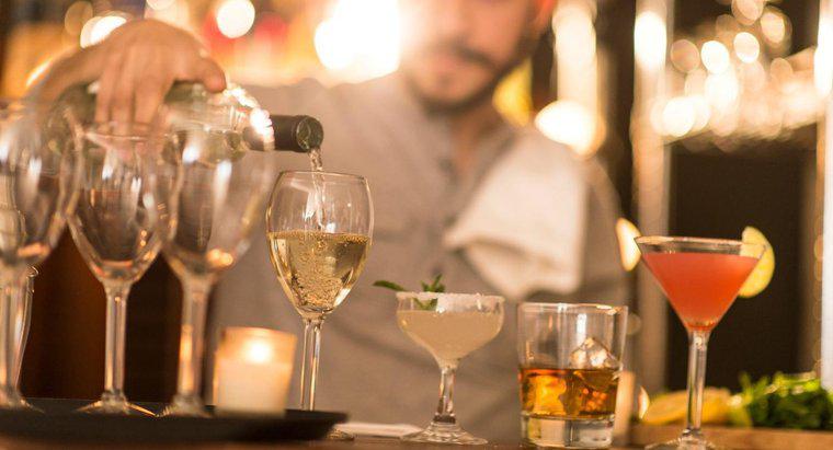 Combien payez-vous un barman lors d'une soirée privée ?