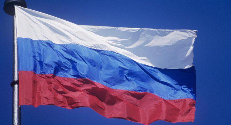 Que représentent les couleurs du drapeau russe ?