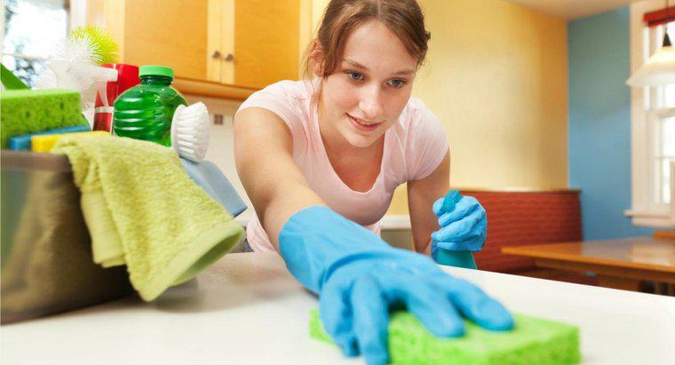 Que fait une femme de ménage ?