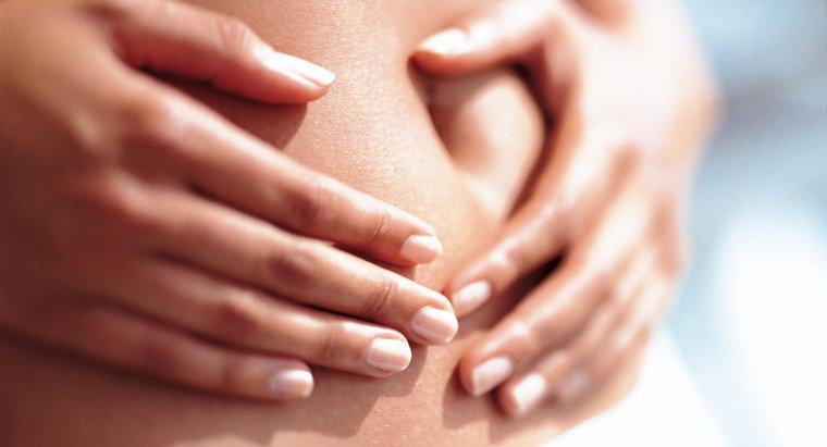 Une sensation de flottement dans l'estomac peut-elle être un signe précoce de grossesse ?