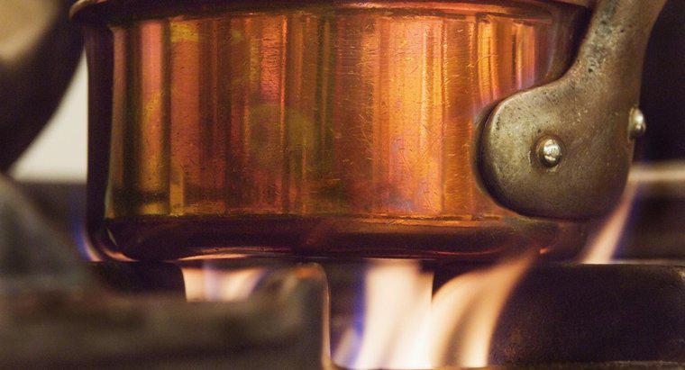 Pourquoi le cuivre conduit-il bien la chaleur ?
