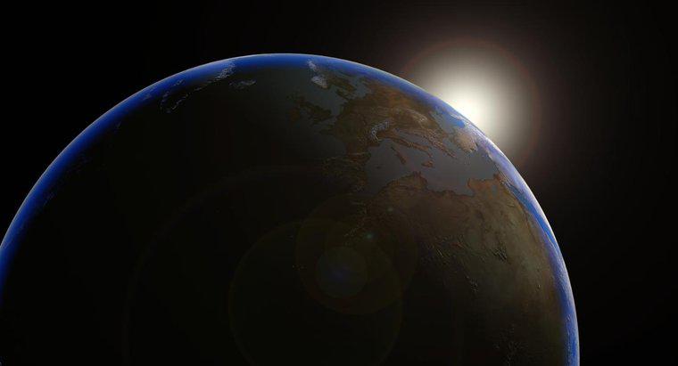 Combien de temps faut-il à la Terre pour tourner sur son axe ?