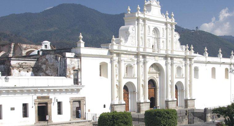 Quelle est la religion principale au Guatemala ?