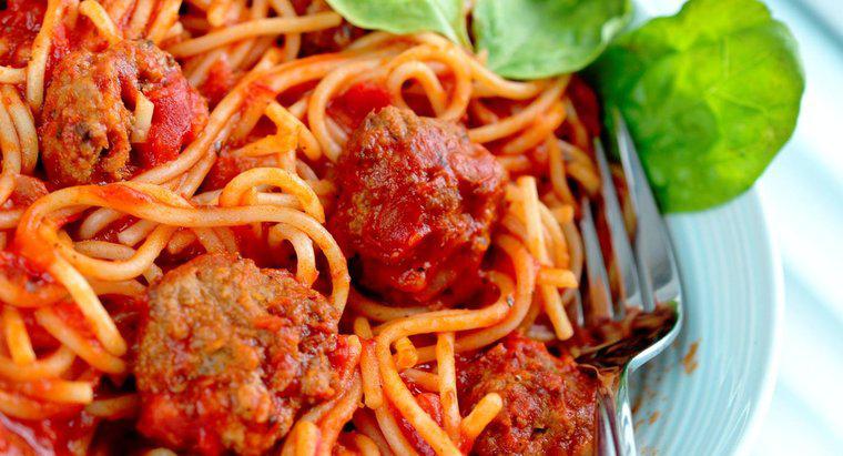 Qu'est-ce qu'un bon plat d'accompagnement avec des spaghettis?