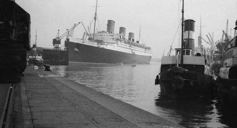 D'où est parti le Titanic et où se dirigeait-il ?