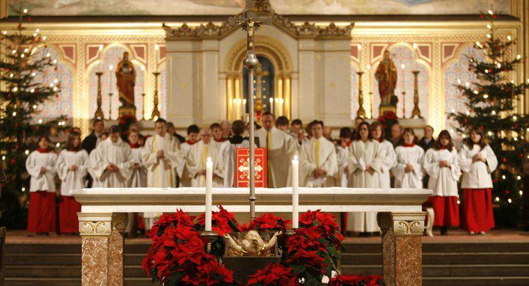 Comment les catholiques romains célèbrent-ils Noël ?