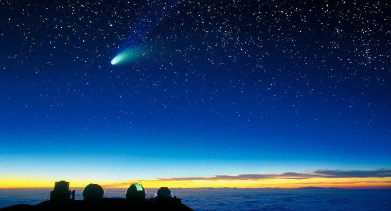 À quelle vitesse une comète voyage-t-elle ?