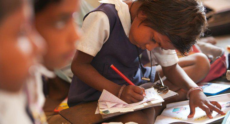 Comment améliorer le système éducatif en Inde ?