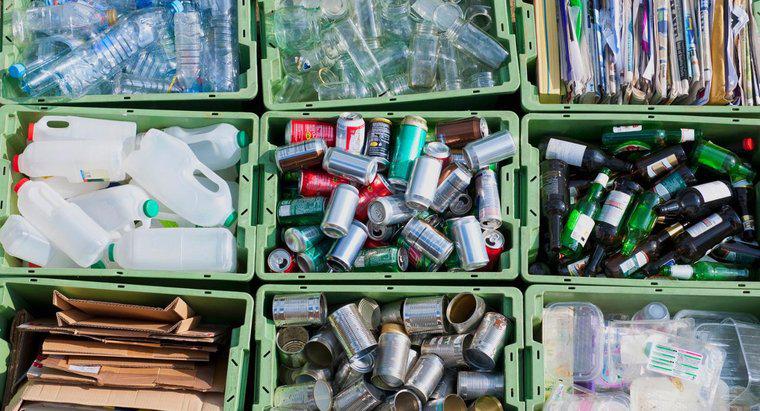 Comment commencer à recycler les canettes et les bouteilles ?