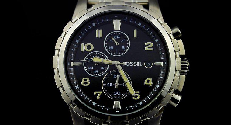 Comment supprimer les liens d'une montre fossile ?
