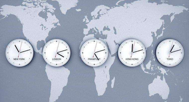 Quelle est la différence de temps entre GMT et EST ?