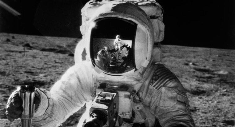 Comment un stylo a-t-il sauvé Neil Armstrong et Buzz Aldrin ?