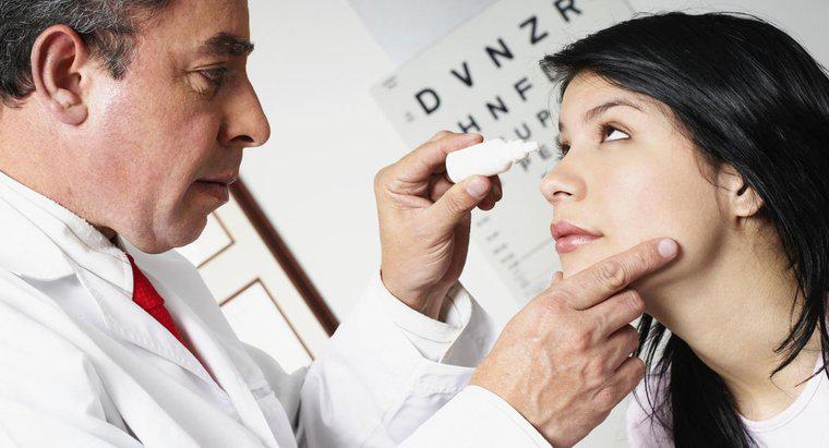 Quels sont les noms des gouttes oculaires antibiotiques?