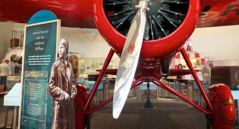 Quels sont les faits sur Amelia Earhart ?