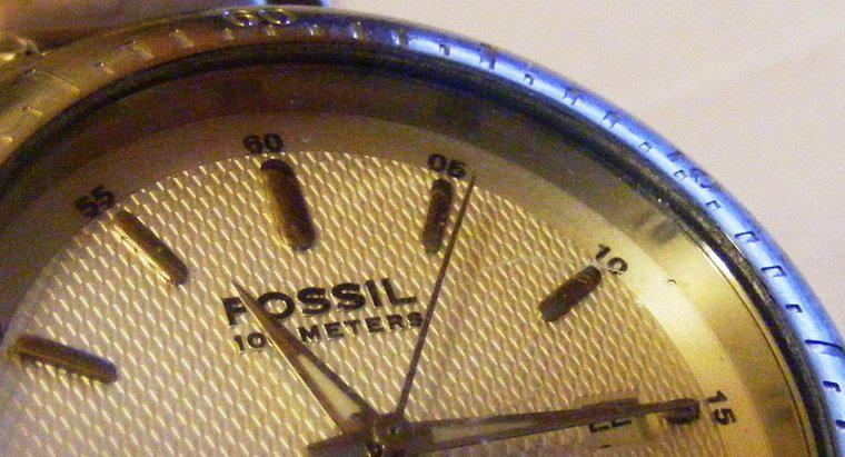 Quelle est la taille de la batterie dans une montre Fossil ?