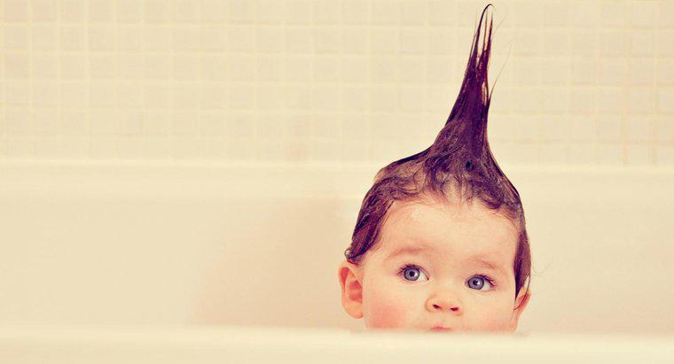 Le shampooing pour bébé Johnson's fonctionne-t-il sur les cheveux d'adulte?
