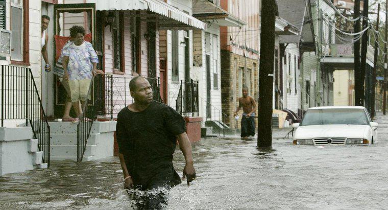 Combien de temps a duré l'ouragan Katrina ?