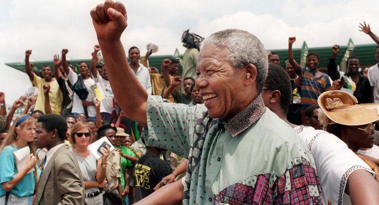 Quand Nelson Mandela est-il devenu président ?