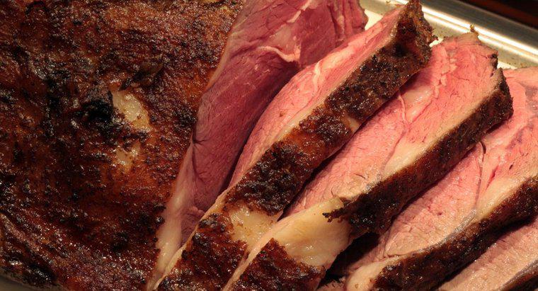 Combien de temps faut-il pour cuire une côte de bœuf sur une rôtissoire ?