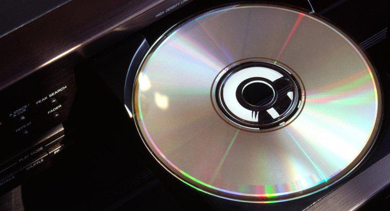 Quelle est la largeur d'un CD ?