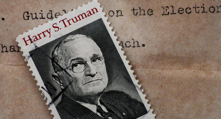 Quel était le but de la doctrine Truman ?