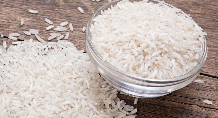 Combien de tasses de riz non cuit font une tasse de riz cuit ?