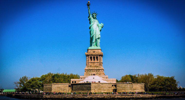 Pourquoi la Statue de la Liberté est-elle si importante ?