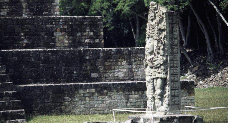 Quels sont les noms de certains rois mayas ?
