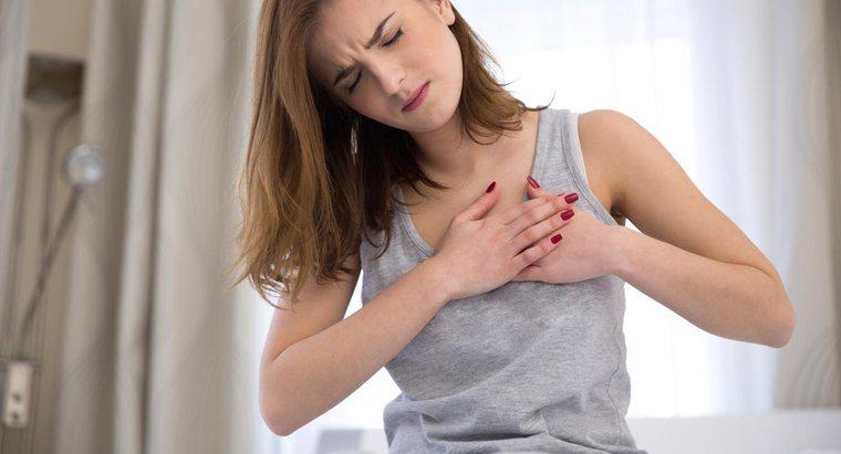 Quels sont les symptômes de l'insuffisance cardiaque chez les femmes?